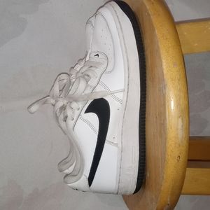 Nike Air Force 1's Color White with black Size 4.5
